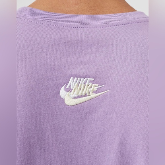 2/40$ Men’s THE NIKE TEE NIKE NSW CLUB ESSENTIALS TEE in la Ander size medium - Picture 12 of 16